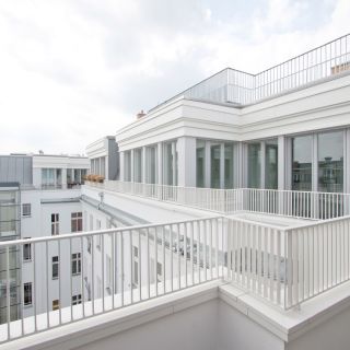 deckweiß