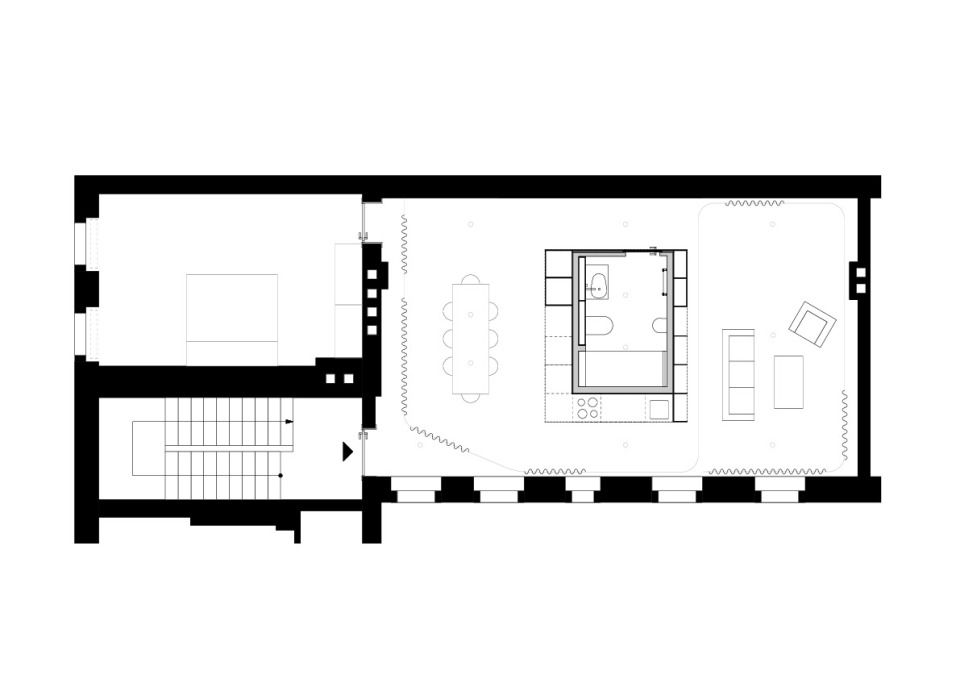 Grundriss mit Multifunktionskubus, Vorhängen und angrenzendem Schlafzimmer