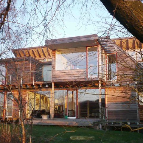 V i l l a K u n t e r b u n t - Ökologisches Wandel-Haus im Rheinland