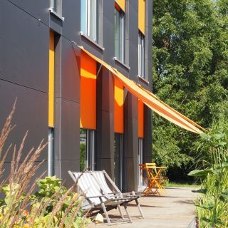 Haus J