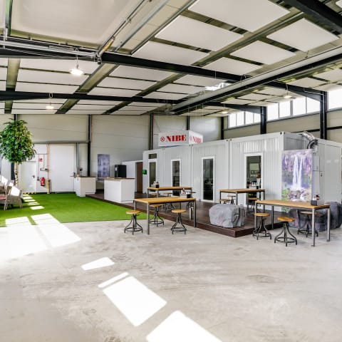 Schulungswerkstatt in Industriehalle