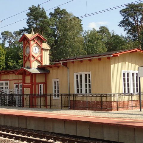 Bahnhof, Puszczykowo (Polen)