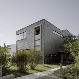 Doppelhaus Tazzelwurm
