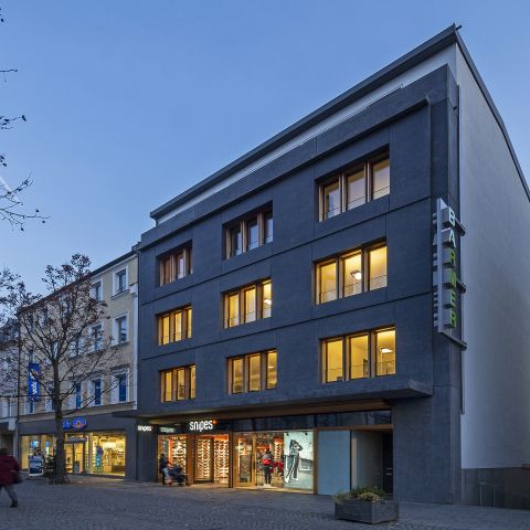 Innerstädtisches Wohn- und Geschäftshaus