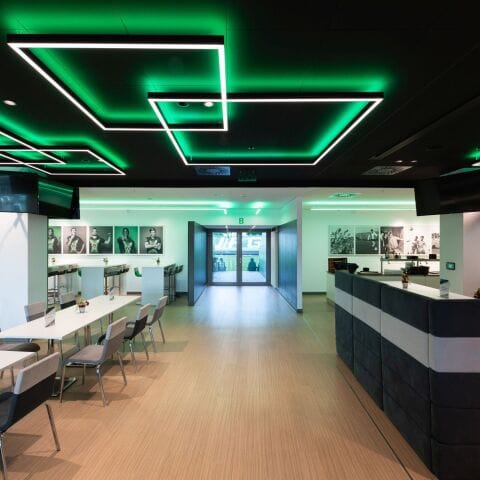 Volkswagen Arena Wolfsburg VIP-Bereich  Champions League in Design und Akustik