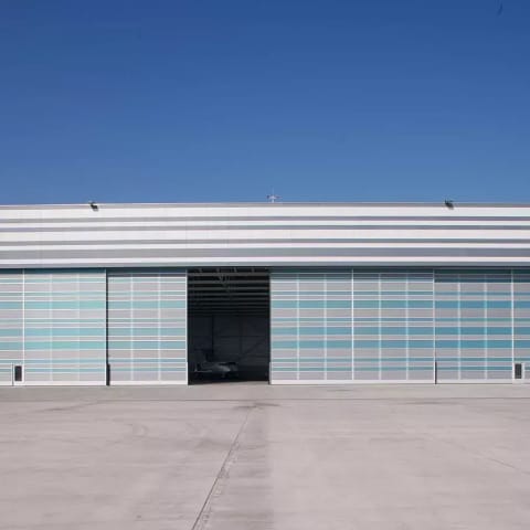 Neubau zweier Hangars für JET ALLIANCE