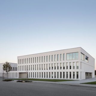 Neubau Verwaltungs- und Produktionsgebäude REVIDERM