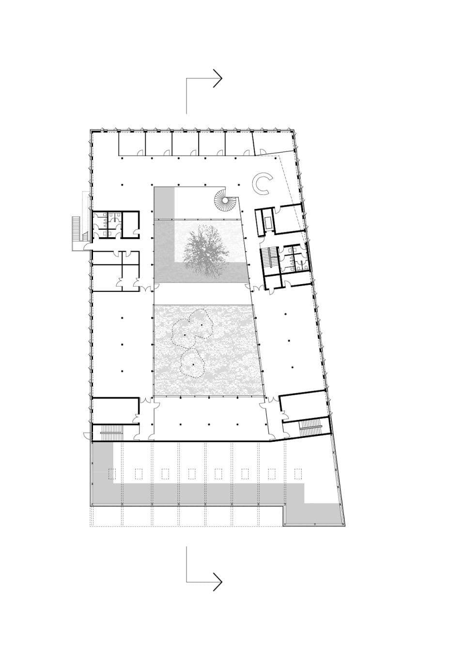 Grundriss 1.Obergeschoss (Ringgeschoss: Entwicklung/Forschung Vertrieb, Projektteams, Labore, Lager; Hochgarten mit Terrasse)