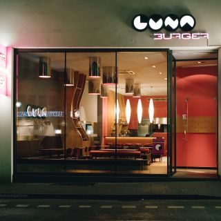 LUNA BURGER