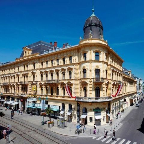 Palais Kaufmännischer Verein, Linz