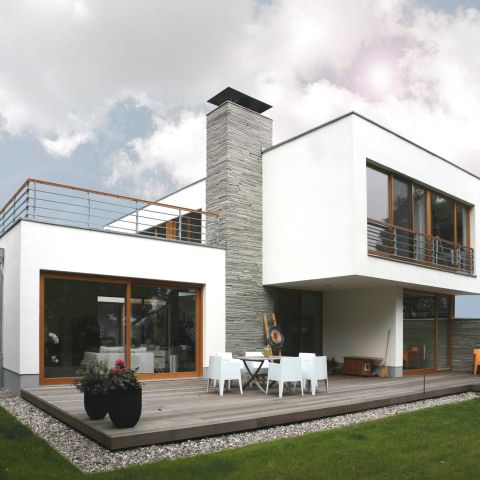 Modernes Wohnhaus mit Atrium