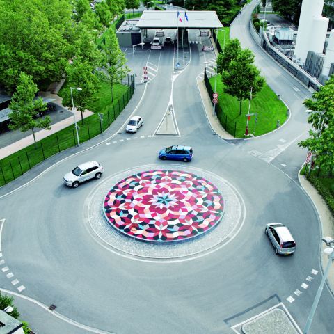 Mandala aus Keramikfliesen
