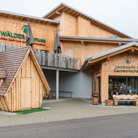 Naturpark-Marktscheune „Wälder Genuss“ in Feldberg-Bärental