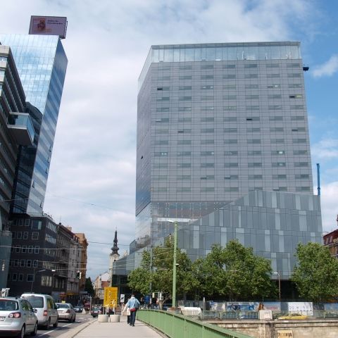 Uniqa Hotel