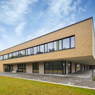 Deutsch-sorbischer Schulkomplex in Schleife