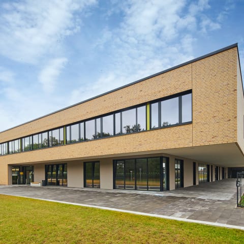 Deutsch-sorbischer Schulkomplex in Schleife