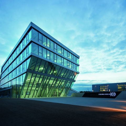 Vertriebs-, Technologie- und Logistikzentrum der Firma HAHN+KOLB Werkzeuge GmbH in Ludwigsburg