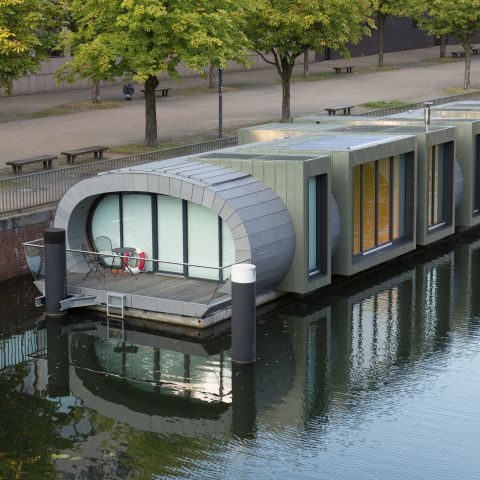 Hausboot Schwan