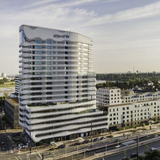 RKM740 Tower