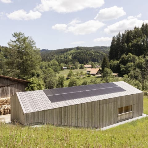 Schuppen im Höhenzug der Adelegg