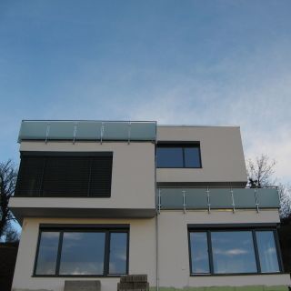 Kubus im Fels