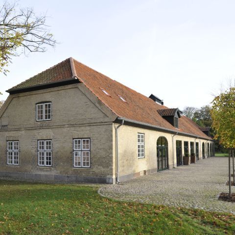 Schloss Weissenhaus, Pferdestall