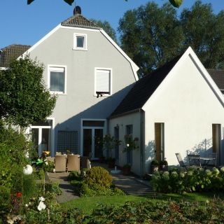 Umbau und Umgestaltung Wohnhaus (1929) und Garten