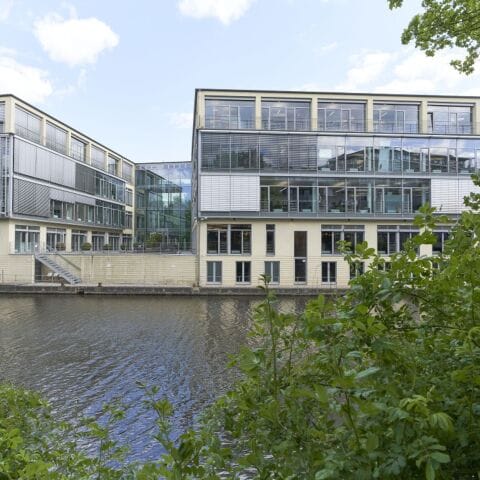 Effiziente Büroarbeit durch wirksame Raumakustik – Sopra Steria Hamburg