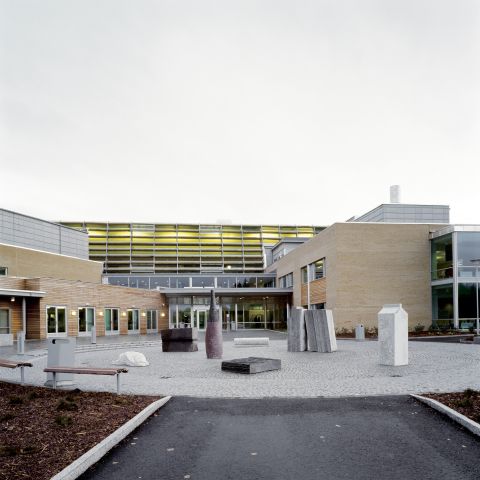 Nannestad School