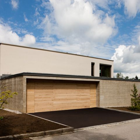 E 5, Einfamilienhaus