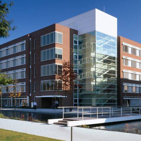 AXA Köln