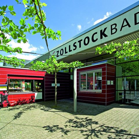 Sanierung von Fassadenteilflächen Zollstockbad