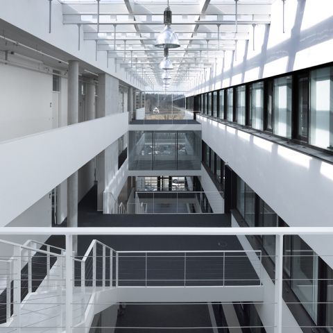 Institutsgebäude Deutsches Zentrum für Luft- und Raumfahrt