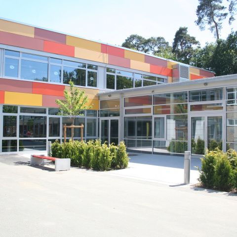 Anbau einer Mensa und Teilsanierung Naturwissenschaftlicher Bereich der Carl-Kellner Schule