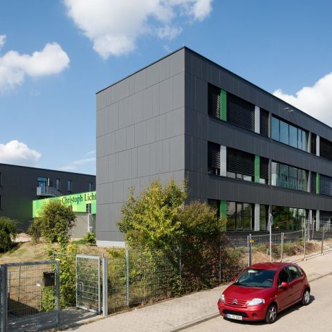 Dena Modellschule