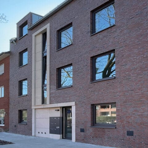 Neubau Mehrparteienhaus