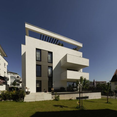 Mehrfamilienwohnhaus