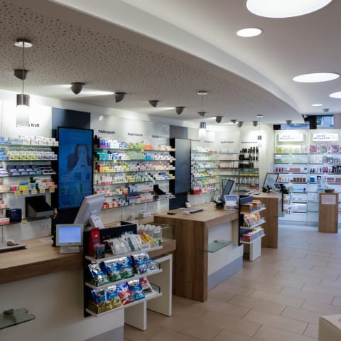 Löwen Apotheke