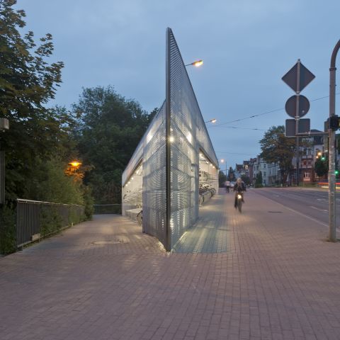 **Radhaus Fahrradstation ICE-Bahnhof Erfurt