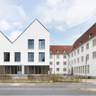 Nachverdichtung als Generationskonzept - 2 Wohnhäuser für die Gustav Brandt´sche Stiftung