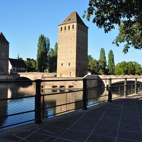 Geländer-Ergänzung des Ponts Couverts in Strasbourg