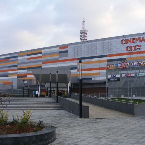 Sun Plaza, Bukarest