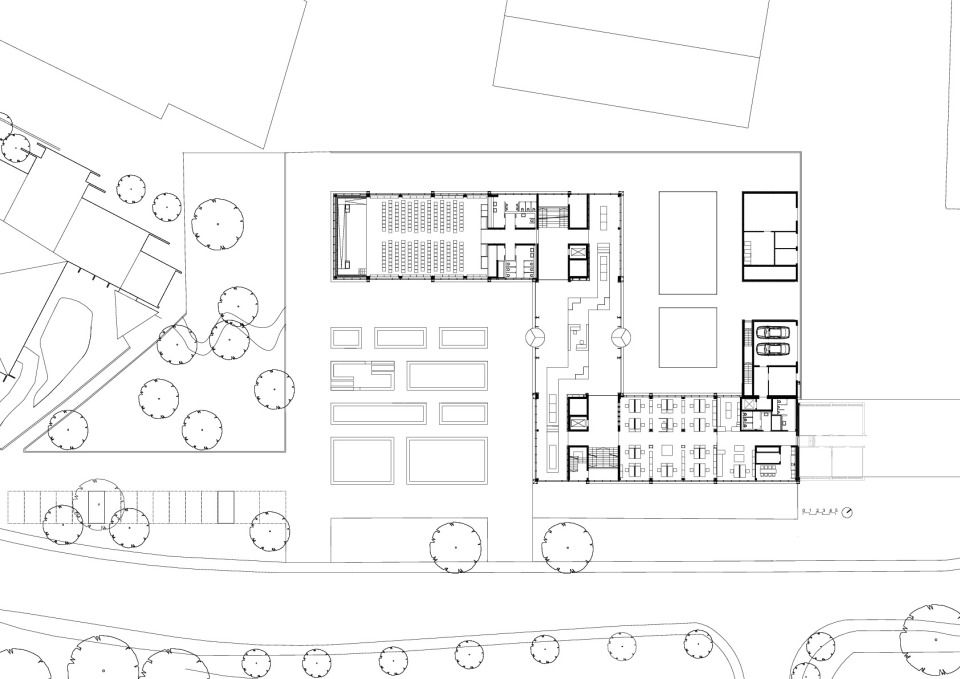 Lageplan mit Grundriss EG