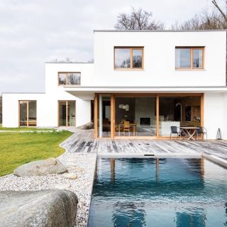Einfamilienhaus mit Pool