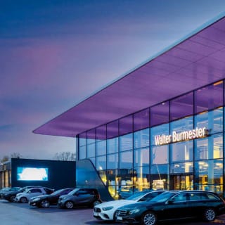 Mercedes Benz Showroom