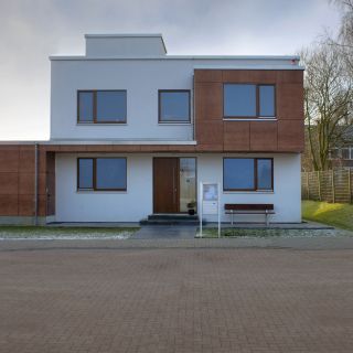 Einfamilienhaus mit Büro in Holzbauweise