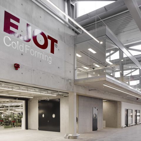 Produktionshalle 4.0 der Fa. EJOT Südwestfalen