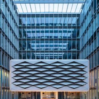 DEG  Hauptgebäude - Deutsche Investitions- und Entwicklungsgesellschaft mbH