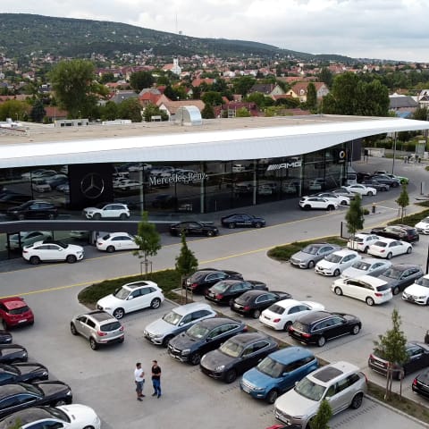 Hovany Mercedes Benz Autohaus, Budapest, Ungarn