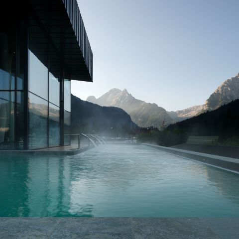 Hallenbad Canazei